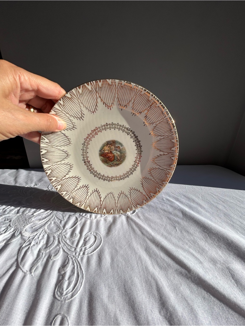 Vintage Bareuther Bavaria Cream & Gold dessert Plate w Pastoral Center Motif